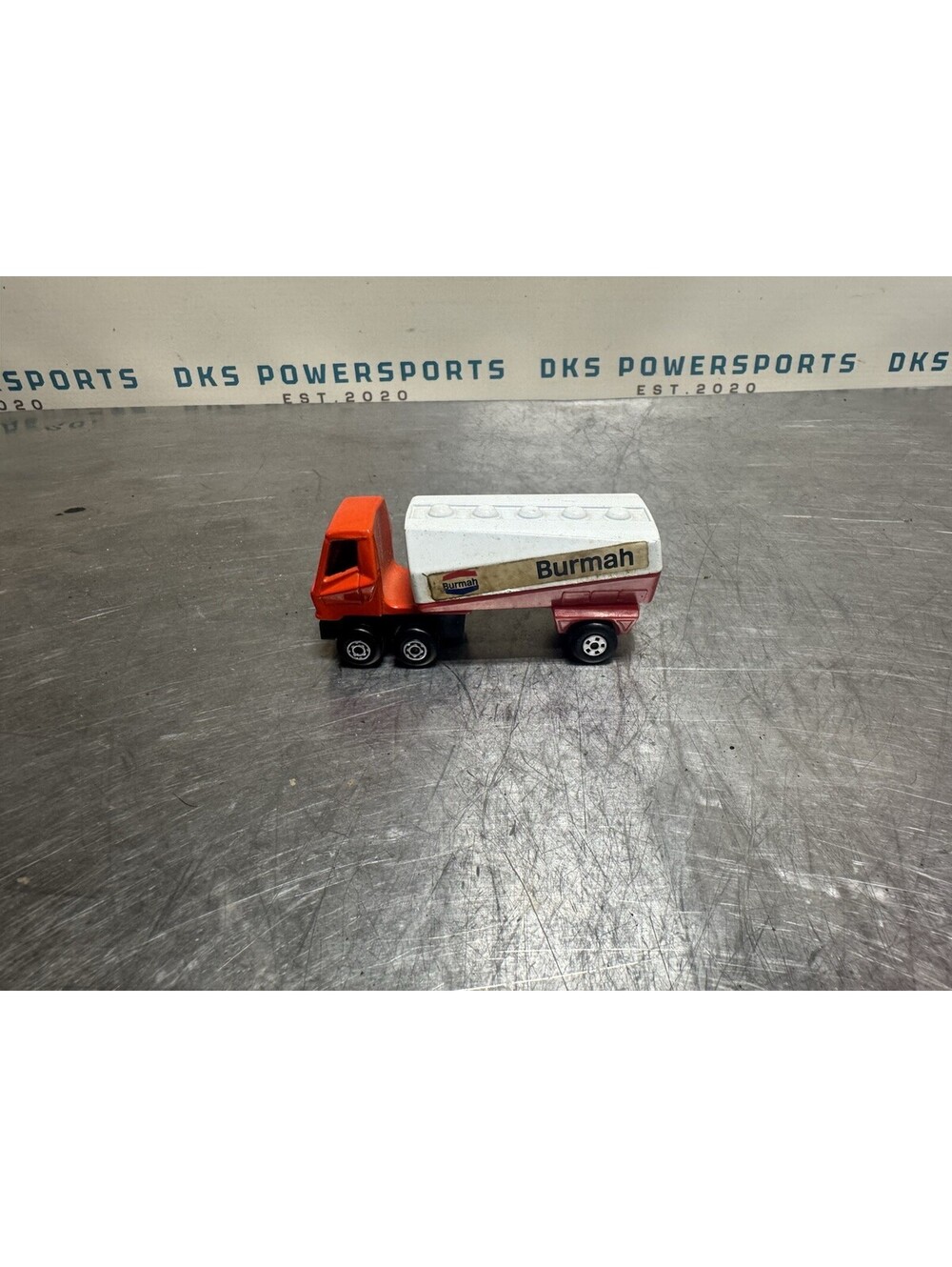 Matchbox Superfast Freeway Gas Tanker Truck Burmah Oil 70s Semi Cab Lesney No 63